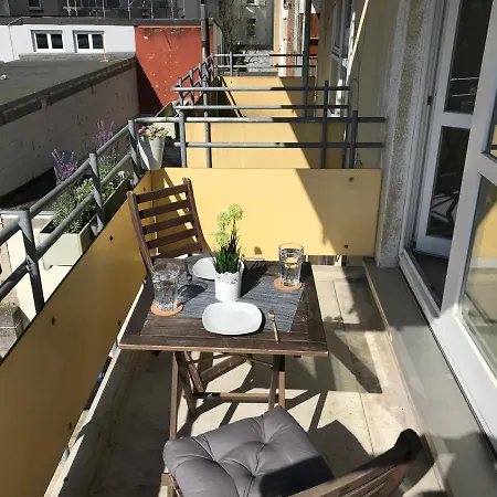 Stadtwohnung Im Zentrum Mit 24-7 Self Check-in, Wlan & Smart Tv *